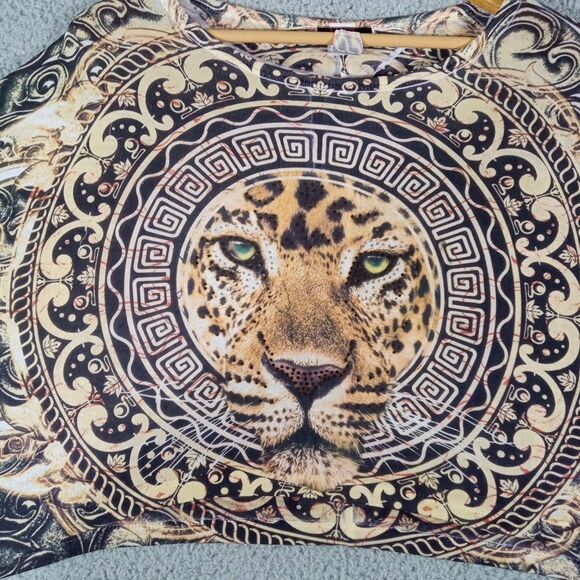 Blush Cropped Pullover Top Women's Size M Leopard Tiger Stretch Long Sleeve USA - Picture 4 of 9